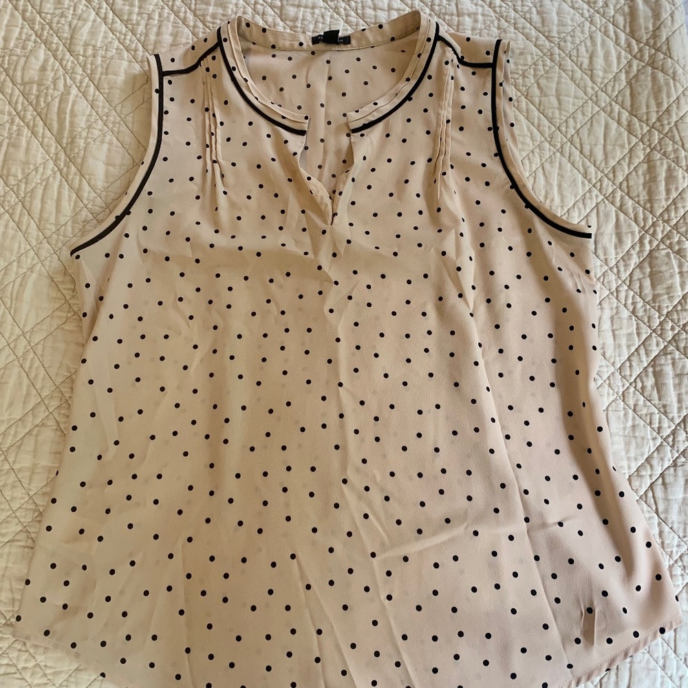 Ann Taylor Sleeveless Polka Dot Blouse: M